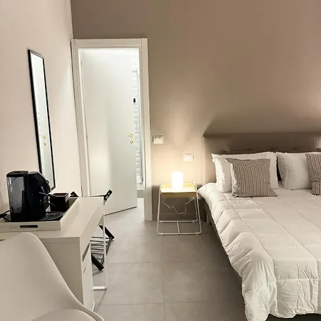 4th Floor 카세르타